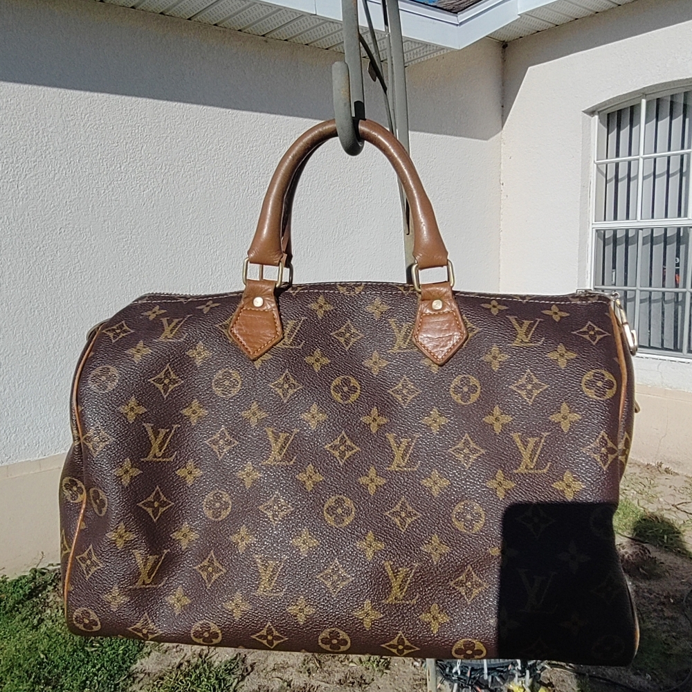 **SOLD****Louis Vuitton French Company Speedy 35 Authenticated